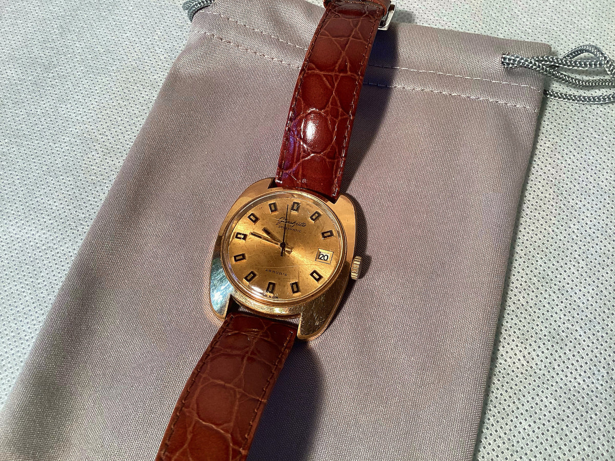 Glashütte Specimatic 26 Rubis, DDR-Armbanduhr – Detailansicht