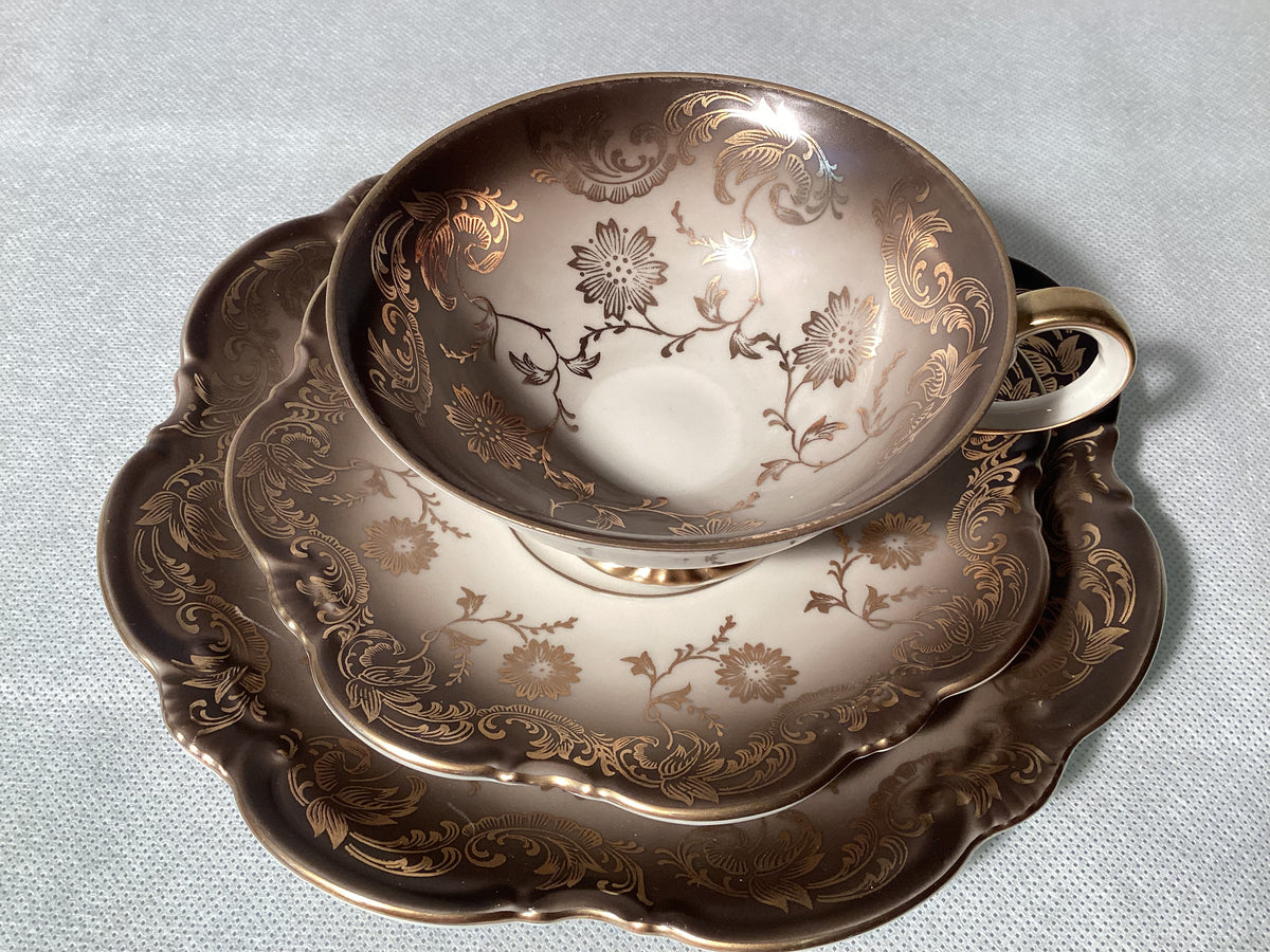 Seltmann Vohenstrauß collectible cup set, vintage