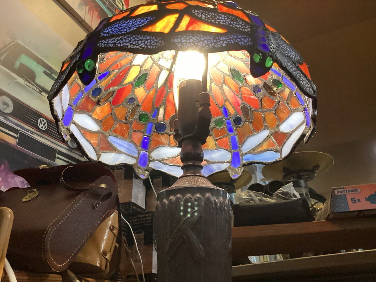 Lampada da tavolo in stile Tiffany con motivo a libellule, vetro colorato, 40 cm