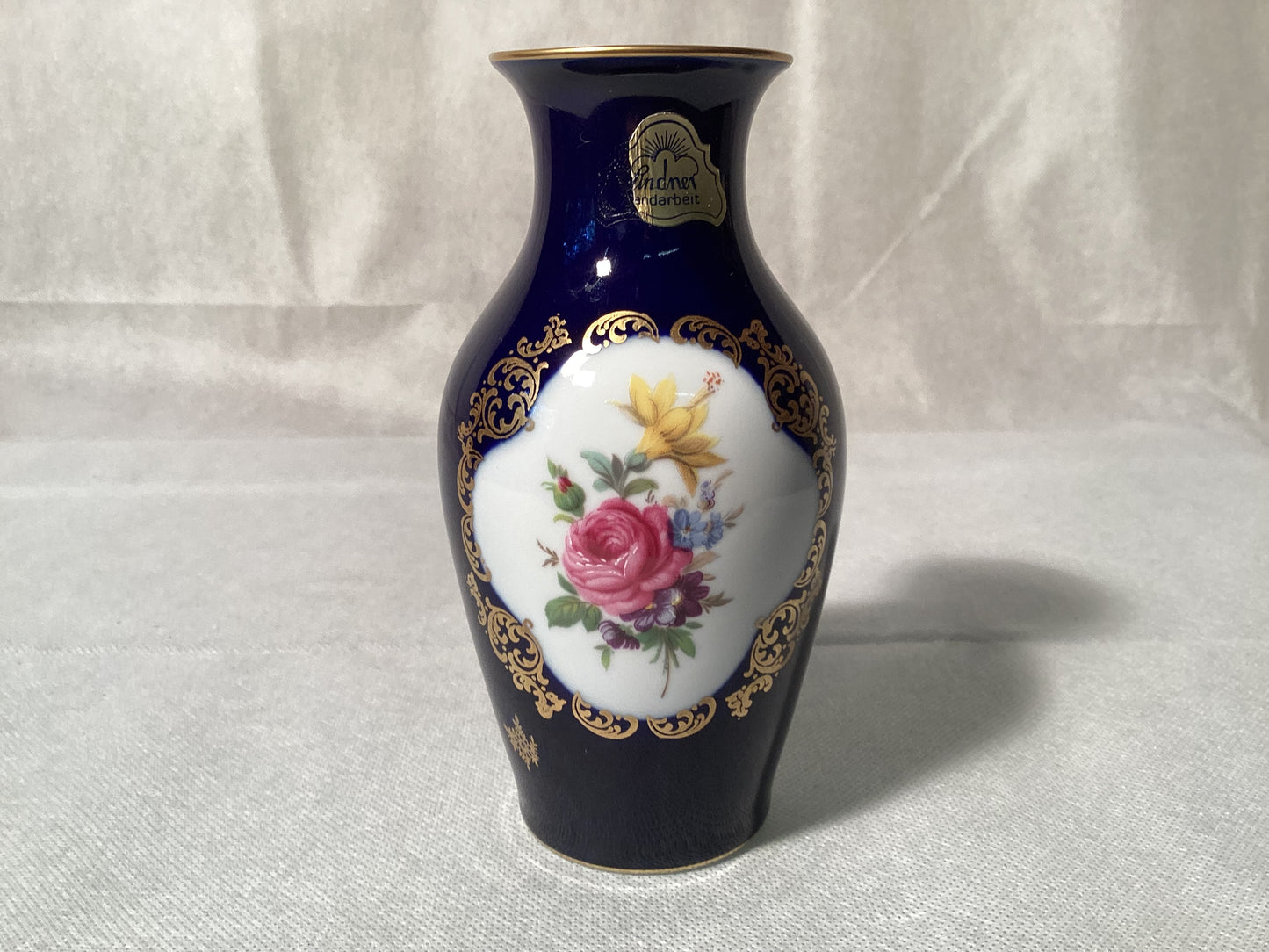 Linder Handarbeit Vase Cobalt Blau – Deutsches Porzellan Vintage – Gesamtansicht