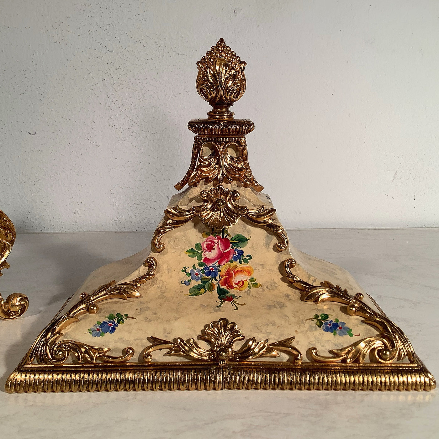 Pendule Louis XV Triumph - Kaminuhr, feuervergoldet, handbemalt, Uhr, Tischuhr