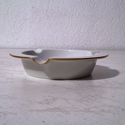 Porzellan-Aschenbecher mit Meissen-Zuordnung, Ø 12,5 cm – Detailansicht