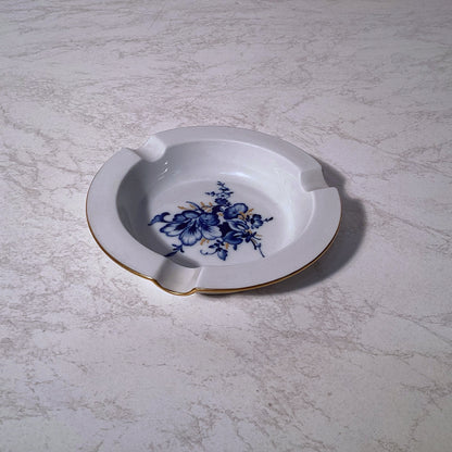 Porzellan-Aschenbecher mit Meissen-Zuordnung, Ø 12,5 cm – weitere Ansicht
