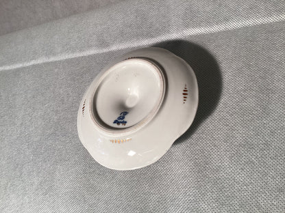 Dresden Porzellan Sammeltasse bemalt Teetasse, Mini hübsche Tasse 14 79 – Detailansicht 2