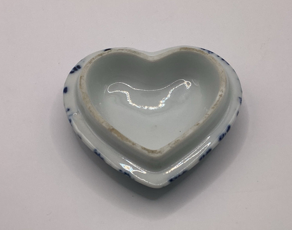 Boîte en céramique en forme de cœur avec couvercle, décor floral bleu et blanc, 8 cm