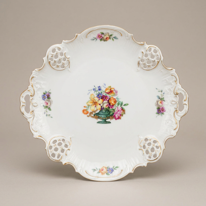 Rosenthal Molière Bavaria Durchbruchschale mit Blumendekor und Goldrand – freigestellte Gesamtansicht